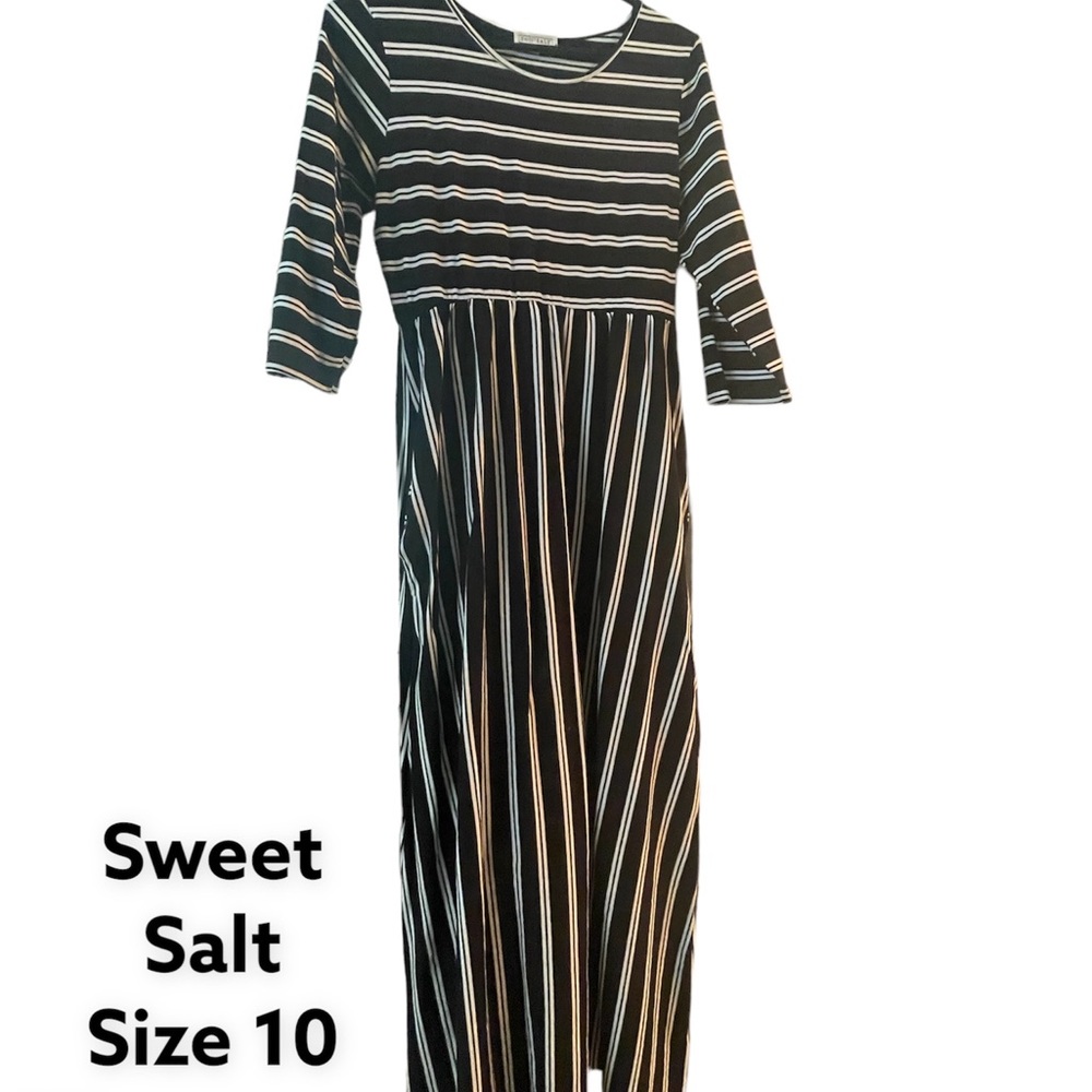 Black and white Dress